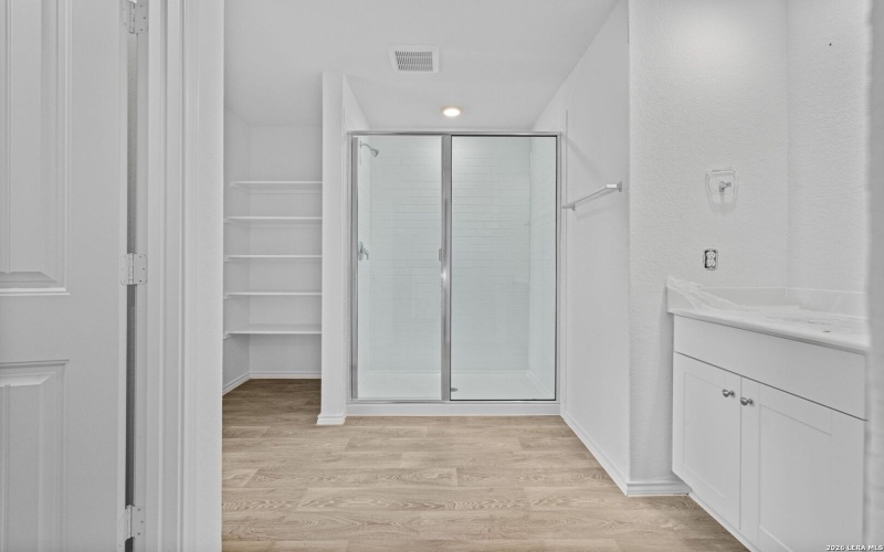 333 Cottonmouth, Seguin, TX 78155, 4 Habitaciones Habitaciones , ,2 BañosBaños,Residential,En Venta,333 Cottonmouth,0,1944666