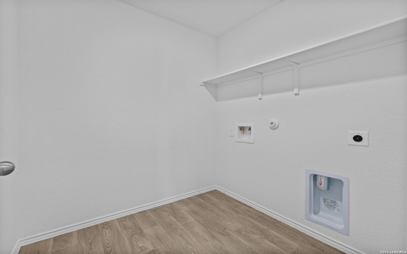 333 Cottonmouth, Seguin, TX 78155, 4 Habitaciones Habitaciones , ,2 BañosBaños,Residential,En Venta,333 Cottonmouth,0,1944666