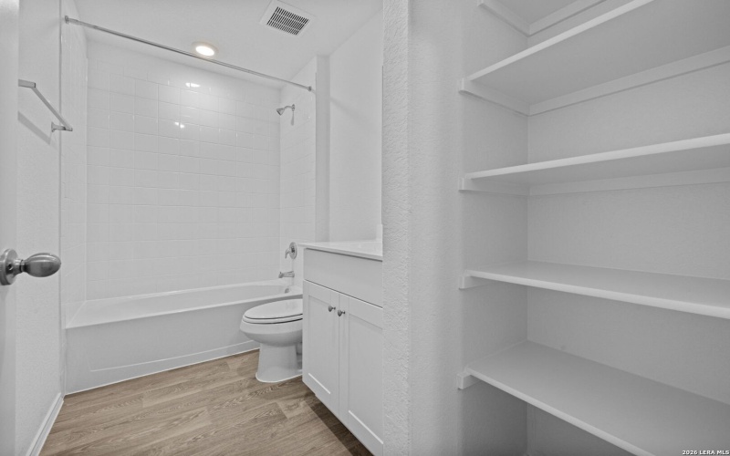 333 Cottonmouth, Seguin, TX 78155, 4 Habitaciones Habitaciones , ,2 BañosBaños,Residential,En Venta,333 Cottonmouth,0,1944666