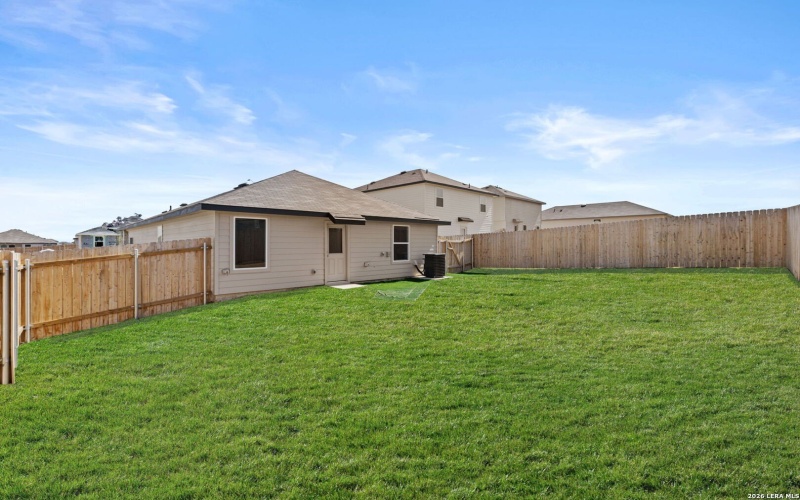 316 Cottonmouth, Seguin, TX 78155, 3 Habitaciones Habitaciones , ,2 BañosBaños,Residential,En Venta,316 Cottonmouth,0,1944685