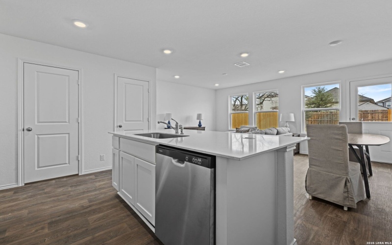 5959 Celestite Bend, San Antonio, TX 78222, 2 Habitaciones Habitaciones , ,2 BañosBaños,Residential,En Venta,5959 Celestite Bend,0,1944808