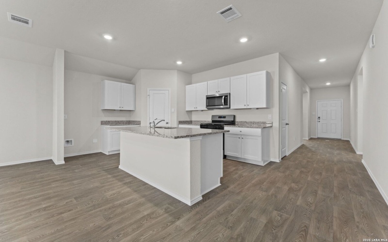 1113 Argonne, Seguin, TX 78155, 4 Habitaciones Habitaciones , ,2 BañosBaños,Residential,En Venta,1113 Argonne,0,1944314