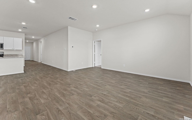 1113 Argonne, Seguin, TX 78155, 4 Habitaciones Habitaciones , ,2 BañosBaños,Residential,En Venta,1113 Argonne,0,1944314