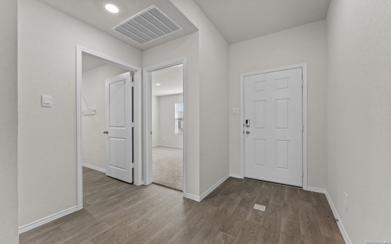 1113 Argonne, Seguin, TX 78155, 4 Habitaciones Habitaciones , ,2 BañosBaños,Residential,En Venta,1113 Argonne,0,1944314