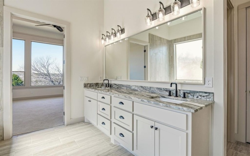 144 Valley View, Glen Rose, TX 76043, 3 Bedrooms Bedrooms, ,2 BathroomsBathrooms,Residential,For Sale,144 Valley View,0,21166845