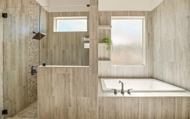 144 Valley View, Glen Rose, TX 76043, 3 Bedrooms Bedrooms, ,2 BathroomsBathrooms,Residential,For Sale,144 Valley View,0,21166845