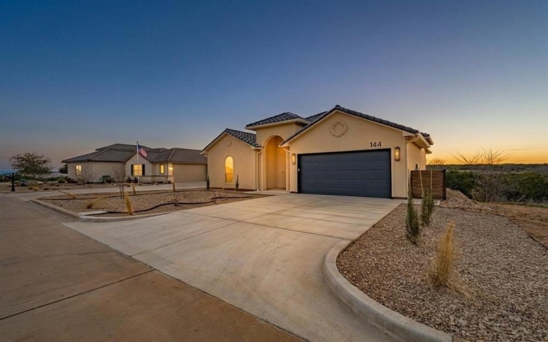 144 Valley View, Glen Rose, TX 76043, 3 Bedrooms Bedrooms, ,2 BathroomsBathrooms,Residential,For Sale,144 Valley View,0,21166845