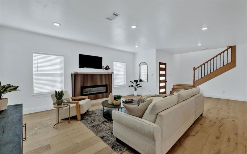 414 Wilson Street, McKinney, TX 75069, 4 Habitaciones Habitaciones , ,2 BañosBaños,Residential,En Venta,414 Wilson Street,0,21190210