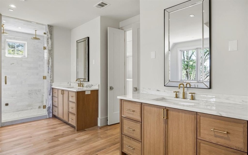 4021 Southwestern Boulevard, University Park, TX 75225, 5 Habitaciones Habitaciones , ,6 BañosBaños,Residential,En Venta,4021 Southwestern Boulevard,0,21191671