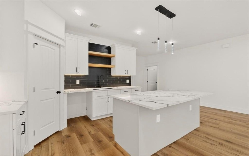 6039 Plum Dale Road, Dallas, TX 75241, 4 Habitaciones Habitaciones , ,3 BañosBaños,Residential,En Venta,6039 Plum Dale Road,0,21193600