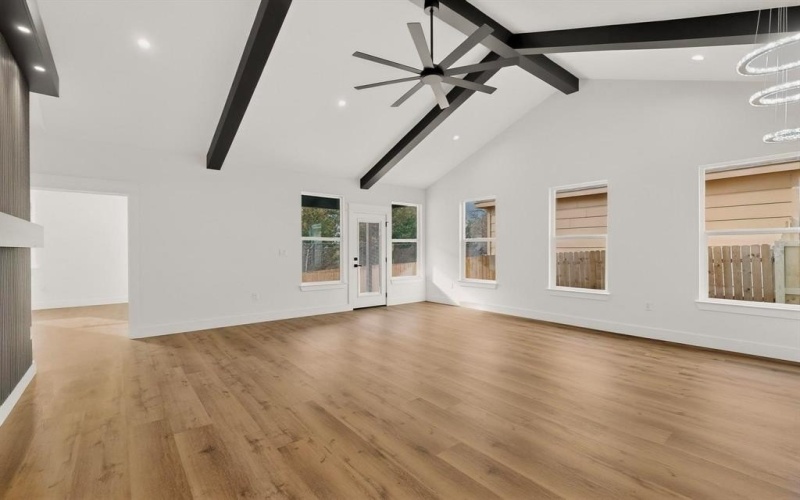 6039 Plum Dale Road, Dallas, TX 75241, 4 Habitaciones Habitaciones , ,3 BañosBaños,Residential,En Venta,6039 Plum Dale Road,0,21193600