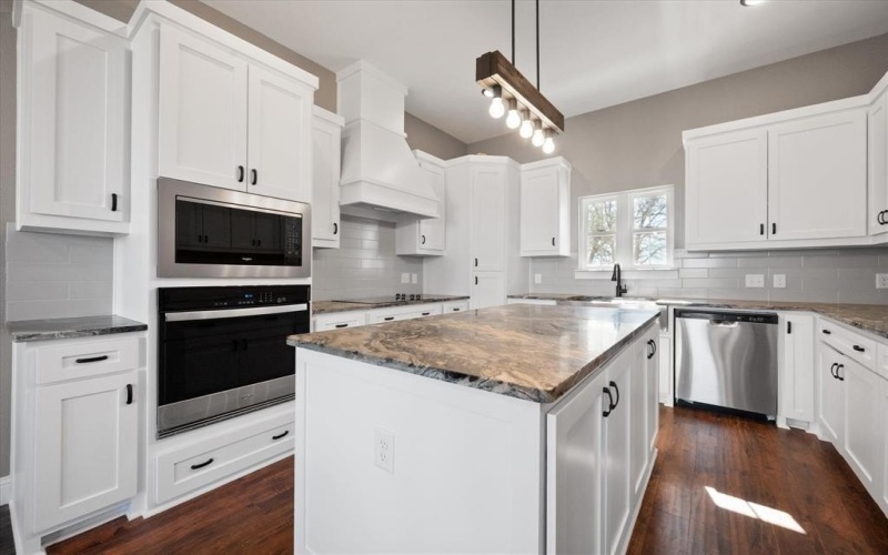 4609 County Road 206, Grandview, TX 76050, 4 Bedrooms Bedrooms, ,3 BathroomsBathrooms,Residential,For Sale,4609 County Road 206,0,21193656