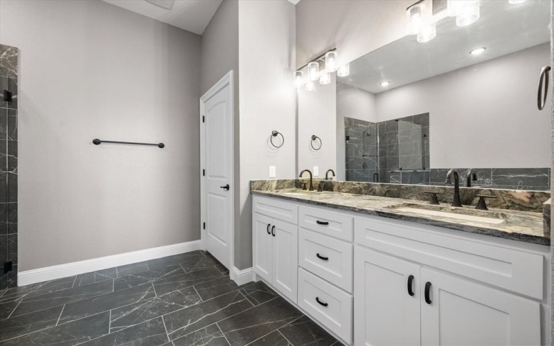 4609 County Road 206, Grandview, TX 76050, 4 Bedrooms Bedrooms, ,3 BathroomsBathrooms,Residential,For Sale,4609 County Road 206,0,21193656