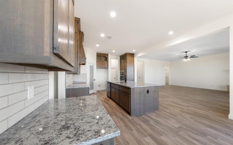 431 Paradise Ridge Drive, Waxahachie, TX 75167, 4 Bedrooms Bedrooms, ,2 BathroomsBathrooms,Residential,For Sale,431 Paradise Ridge Drive,0,21193844