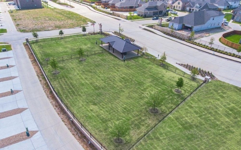 12723 Paddington Drive, Farmers Branch, TX 75234, 3 Bedrooms Bedrooms, ,2 BathroomsBathrooms,Residential,For Sale,12723 Paddington Drive,0,21193869