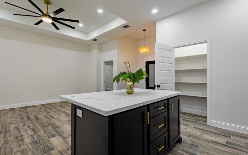 260 Park St, Eagle Pass, TX 78852, 3 Bedrooms Bedrooms, ,2 BathroomsBathrooms,Residential,For Sale,260 Park St,0,83144