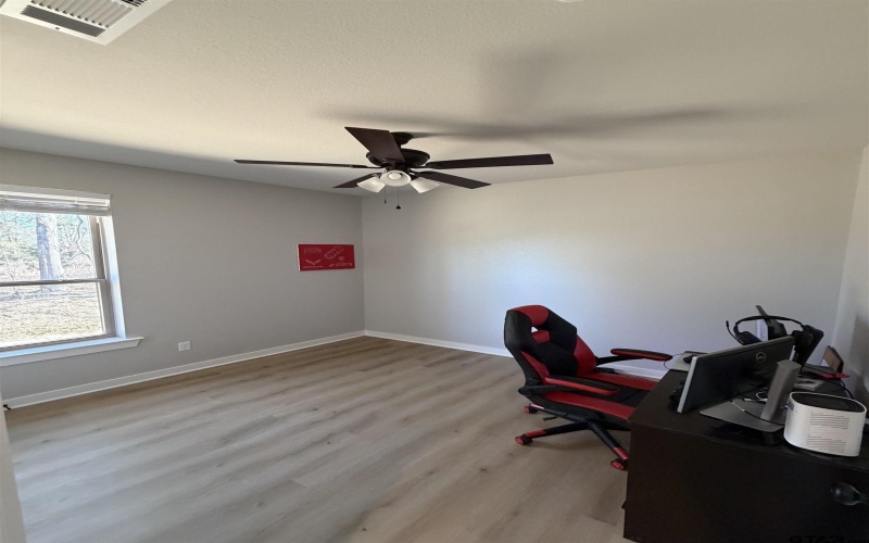 11201 COUNTY ROAD 166, Tyler, TX 75703, 3 Bedrooms Bedrooms, ,2 BathroomsBathrooms,Residential,For Sale,11201 COUNTY ROAD 166,0,26002843