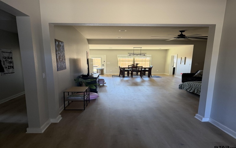 11201 COUNTY ROAD 166, Tyler, TX 75703, 3 Bedrooms Bedrooms, ,2 BathroomsBathrooms,Residential,For Sale,11201 COUNTY ROAD 166,0,26002843