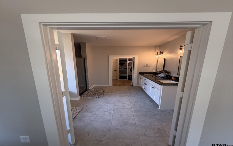 11201 COUNTY ROAD 166, Tyler, TX 75703, 3 Bedrooms Bedrooms, ,2 BathroomsBathrooms,Residential,For Sale,11201 COUNTY ROAD 166,0,26002843