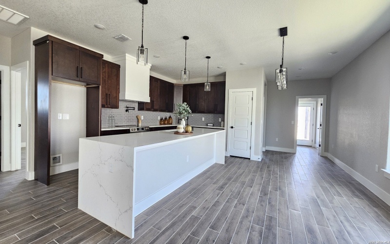 174 Pine Valley, La Vernia, TX 78121, 4 Habitaciones Habitaciones , ,3 BañosBaños,Residential,En Venta,174 Pine Valley,0,1944992