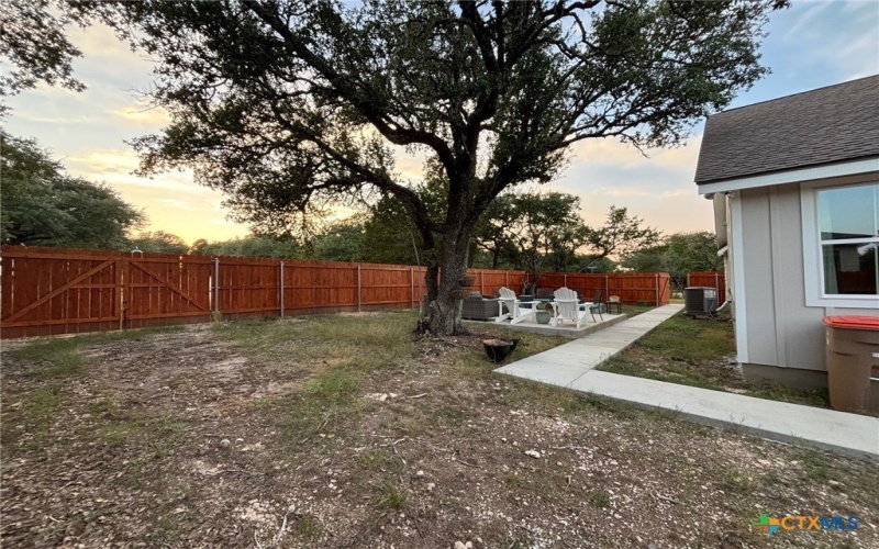 1 Stepping Stone Court, Wimberley, TX 78676, 3 Bedrooms Bedrooms, ,2 BathroomsBathrooms,Residential,For Sale,1 Stepping Stone Court,0,593051