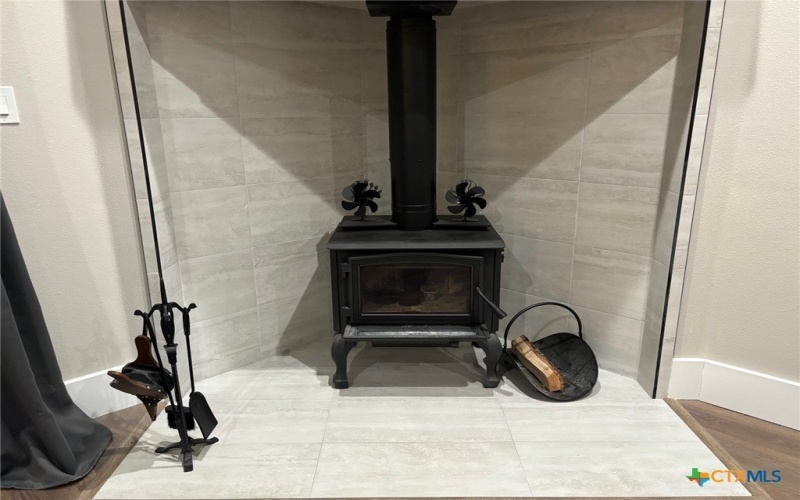 1 Stepping Stone Court, Wimberley, TX 78676, 3 Bedrooms Bedrooms, ,2 BathroomsBathrooms,Residential,For Sale,1 Stepping Stone Court,0,593051