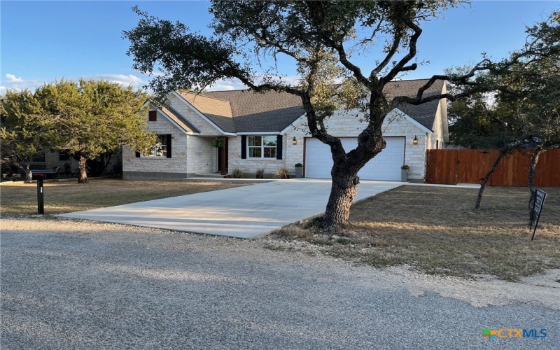 1 Stepping Stone Court, Wimberley, TX 78676, 3 Bedrooms Bedrooms, ,2 BathroomsBathrooms,Residential,For Sale,1 Stepping Stone Court,0,593051