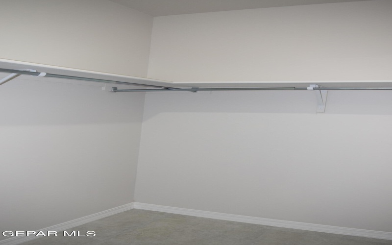 457 SAMUEL BLOUNT Court, Vinton, TX 79821, 3 Habitaciones Habitaciones , ,2 BañosBaños,Residential,En Venta,457 SAMUEL BLOUNT Court,0,939136