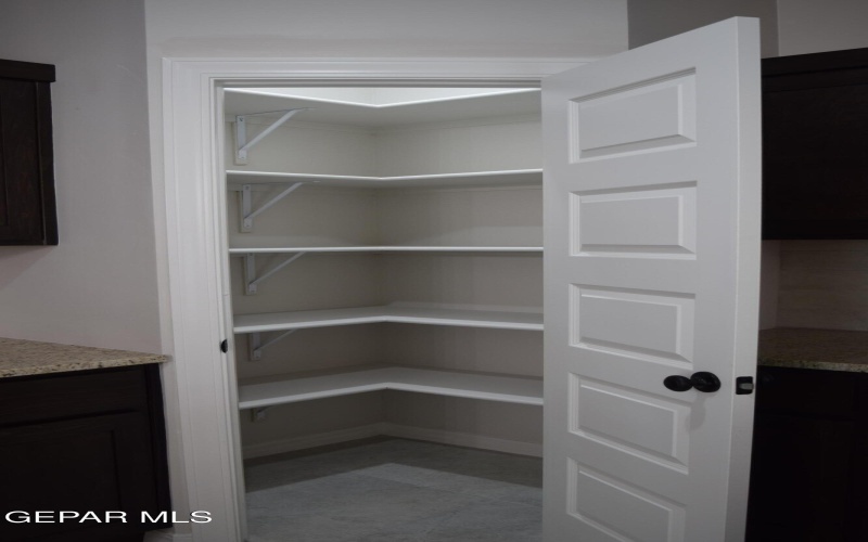 457 SAMUEL BLOUNT Court, Vinton, TX 79821, 3 Habitaciones Habitaciones , ,2 BañosBaños,Residential,En Venta,457 SAMUEL BLOUNT Court,0,939136