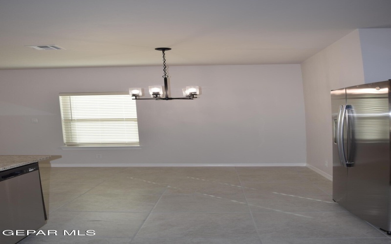 457 SAMUEL BLOUNT Court, Vinton, TX 79821, 3 Habitaciones Habitaciones , ,2 BañosBaños,Residential,En Venta,457 SAMUEL BLOUNT Court,0,939136