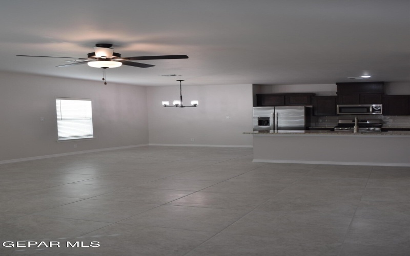 457 SAMUEL BLOUNT Court, Vinton, TX 79821, 3 Habitaciones Habitaciones , ,2 BañosBaños,Residential,En Venta,457 SAMUEL BLOUNT Court,0,939136