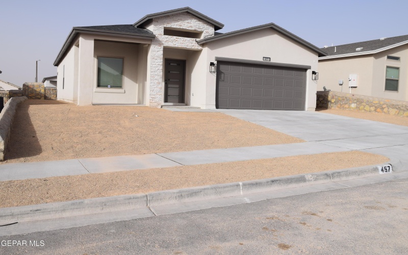 457 SAMUEL BLOUNT Court, Vinton, TX 79821, 3 Habitaciones Habitaciones , ,2 BañosBaños,Residential,En Venta,457 SAMUEL BLOUNT Court,0,939136