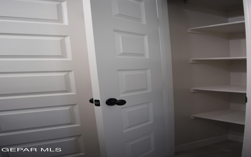 457 SAMUEL BLOUNT Court, Vinton, TX 79821, 3 Habitaciones Habitaciones , ,2 BañosBaños,Residential,En Venta,457 SAMUEL BLOUNT Court,0,939136