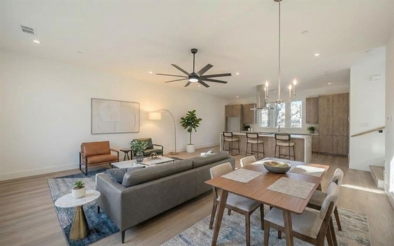 2523 Hondo Avenue #102, Dallas, TX 75219, 2 Bedrooms Bedrooms, ,2 BathroomsBathrooms,Residential,For Sale,2523 Hondo Avenue,0,21097207