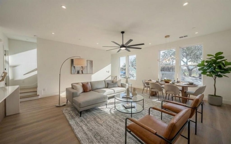 2523 Hondo Avenue #102, Dallas, TX 75219, 2 Bedrooms Bedrooms, ,2 BathroomsBathrooms,Residential,For Sale,2523 Hondo Avenue,0,21097207