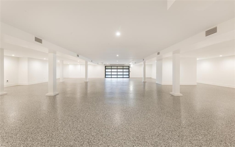 10010 Strait Lane, Dallas, TX 75229, 9 Bedrooms Bedrooms, ,7 BathroomsBathrooms,Residential,For Sale,10010 Strait Lane,0,21190599