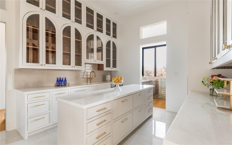 10010 Strait Lane, Dallas, TX 75229, 9 Bedrooms Bedrooms, ,7 BathroomsBathrooms,Residential,For Sale,10010 Strait Lane,0,21190599