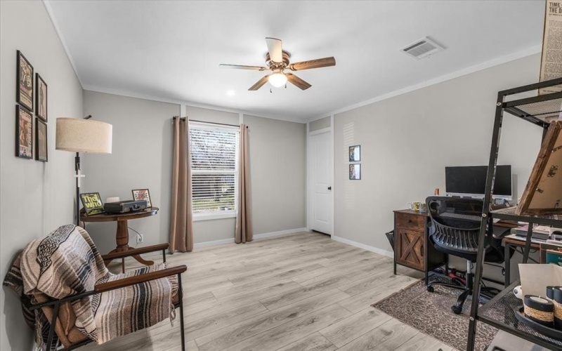 1208 Lindale Terrace, Pelican Bay, TX 76020, 3 Bedrooms Bedrooms, ,2 BathroomsBathrooms,Residential,For Sale,1208 Lindale Terrace,0,21193117