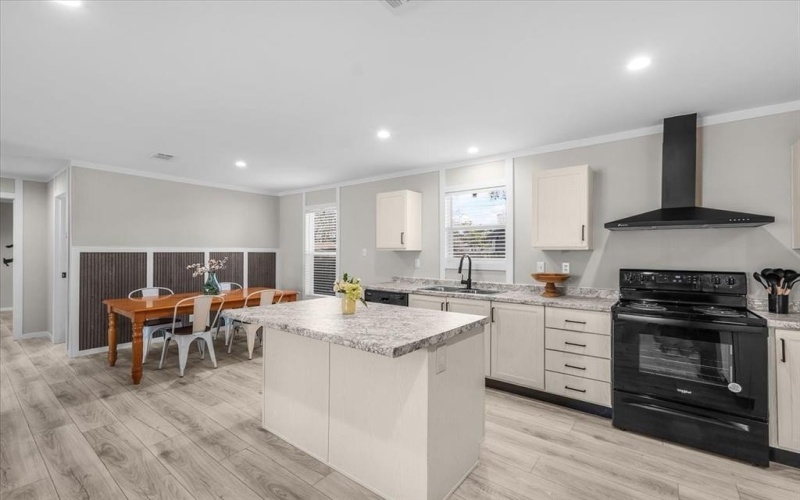 1208 Lindale Terrace, Pelican Bay, TX 76020, 3 Bedrooms Bedrooms, ,2 BathroomsBathrooms,Residential,For Sale,1208 Lindale Terrace,0,21193117