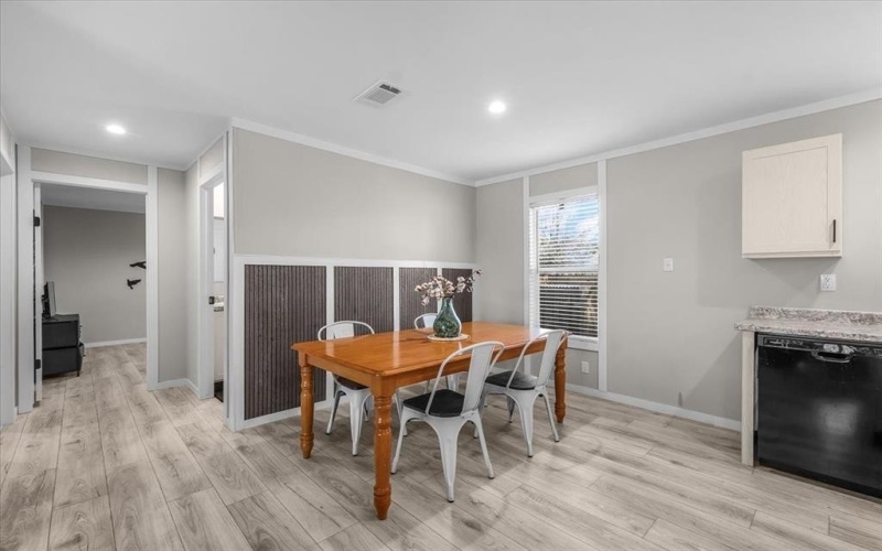 1208 Lindale Terrace, Pelican Bay, TX 76020, 3 Bedrooms Bedrooms, ,2 BathroomsBathrooms,Residential,For Sale,1208 Lindale Terrace,0,21193117