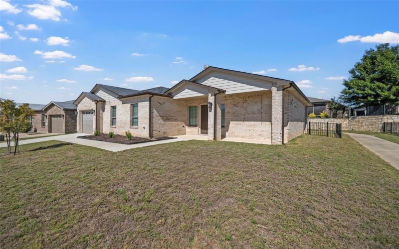 3712 Fireside Lane, McKinney, TX 75071, 2 Bedrooms Bedrooms, ,2 BathroomsBathrooms,Residential,For Sale,3712 Fireside Lane,0,21194012