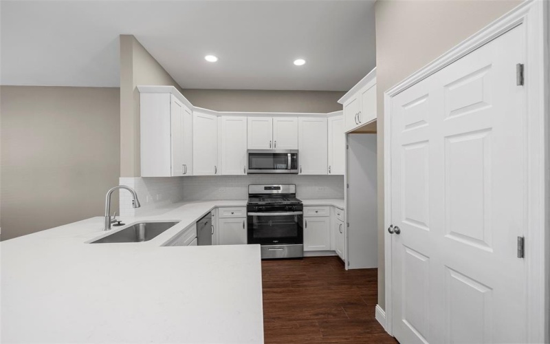 3712 Fireside Lane, McKinney, TX 75071, 2 Bedrooms Bedrooms, ,2 BathroomsBathrooms,Residential,For Sale,3712 Fireside Lane,0,21194012