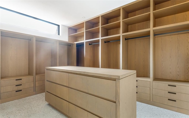 6145 Llano Avenue, Dallas, TX 75214, 5 Bedrooms Bedrooms, ,6 BathroomsBathrooms,Residential,For Sale,6145 Llano Avenue,0,21194071