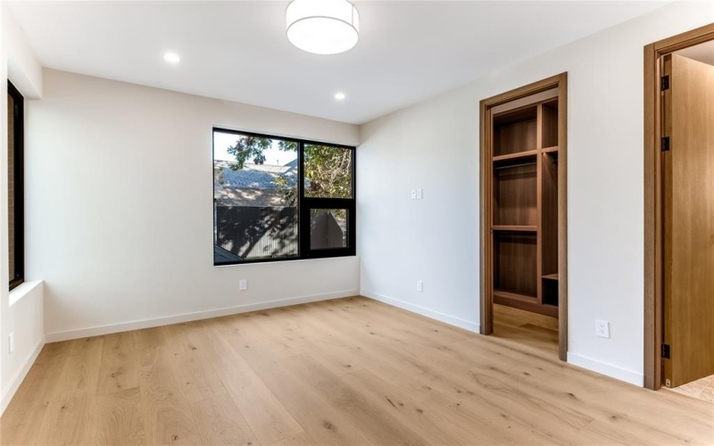 6145 Llano Avenue, Dallas, TX 75214, 5 Bedrooms Bedrooms, ,6 BathroomsBathrooms,Residential,For Sale,6145 Llano Avenue,0,21194071