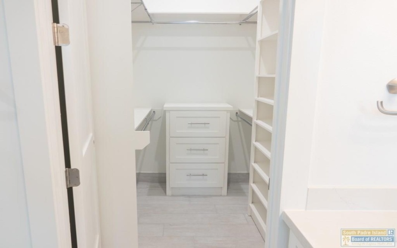 121 Marina Dr., South Padre Island, TX 78597, 3 Bedrooms Bedrooms, ,2 BathroomsBathrooms,Residential,For Sale,121 Marina Dr.,0,104944