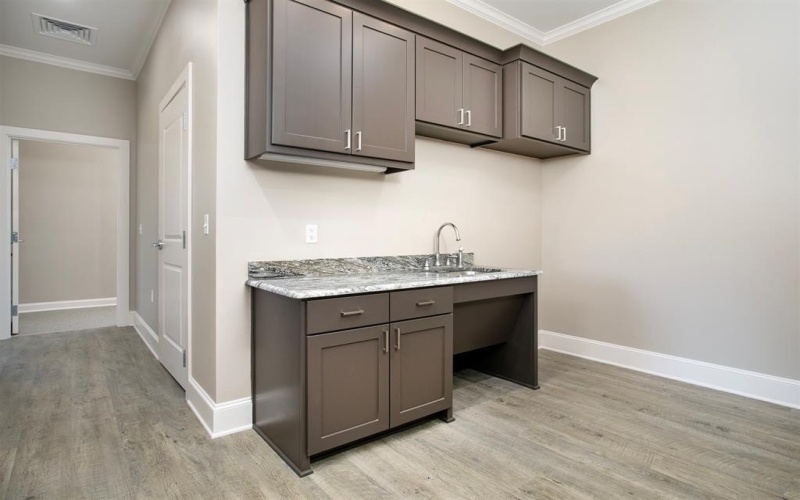 2269 W Cumberland Road #200, Tyler, TX 75703, ,Other,For Sale,2269 W Cumberland Road,20671773