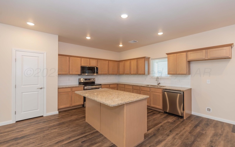 7605 Beck Drive, Amarillo, TX 79119, 3 Bedrooms Bedrooms, ,2 BathroomsBathrooms,Residential,For Sale,7605 Beck Drive,0,26-1863