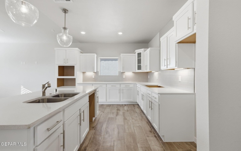 12924 Tatenhill Drive, El Paso, TX 79928, 4 Bedrooms Bedrooms, ,1 BathroomBathrooms,Residential,For Sale,12924 Tatenhill Drive,0,921308