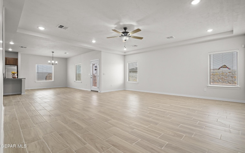 5004 ALYSSA JADE Street, El Paso, TX 79938, 4 Habitaciones Habitaciones , ,3 BañosBaños,Residential,En Venta,5004 ALYSSA JADE Street,0,938724