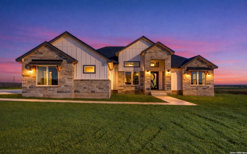 139 Sunset, La Vernia, TX 78121, 5 Bedrooms Bedrooms, ,5 BathroomsBathrooms,Residential,For Sale,139 Sunset,0,1942437